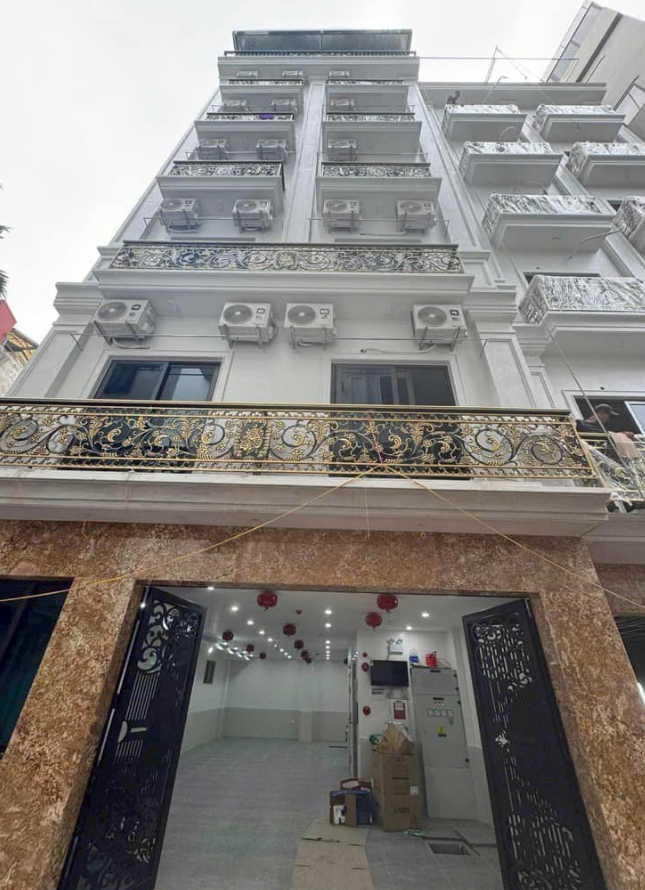 56m x 8 tầng, Hoàng Văn Thái, ô tô tránh, nội thất lung linh, 20 tỷ.